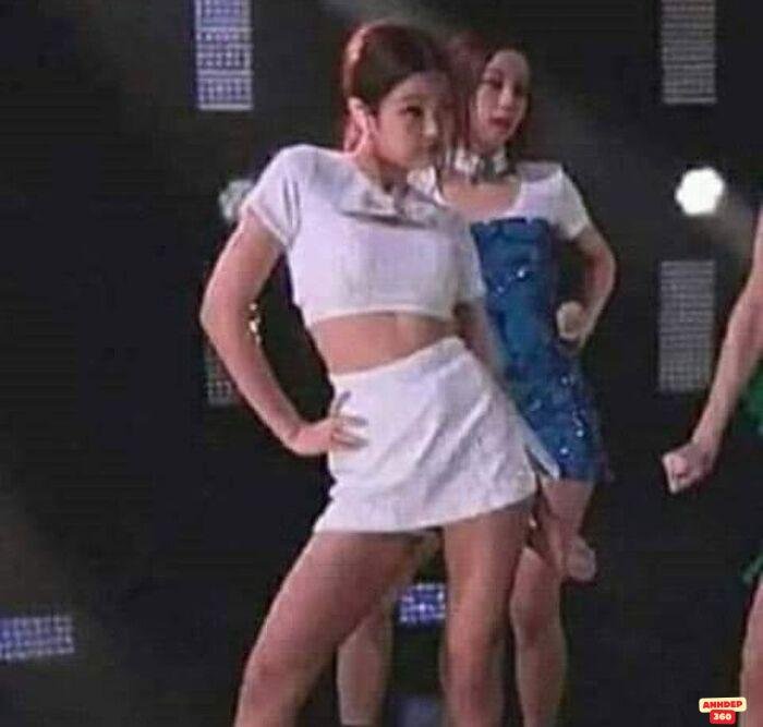 ảnh meme chống nạnh bựa hài