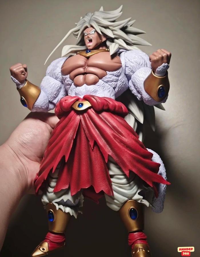 broly saiyan hoàn hảo