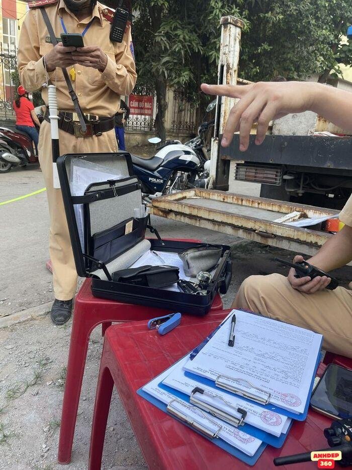 meme công an chế bựa