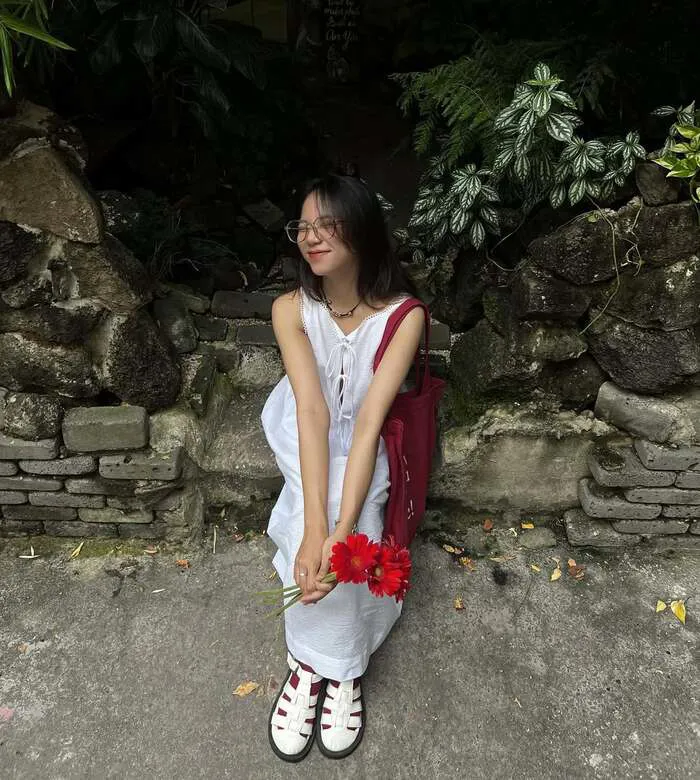 ái xinh 2k4 cười dễ thương