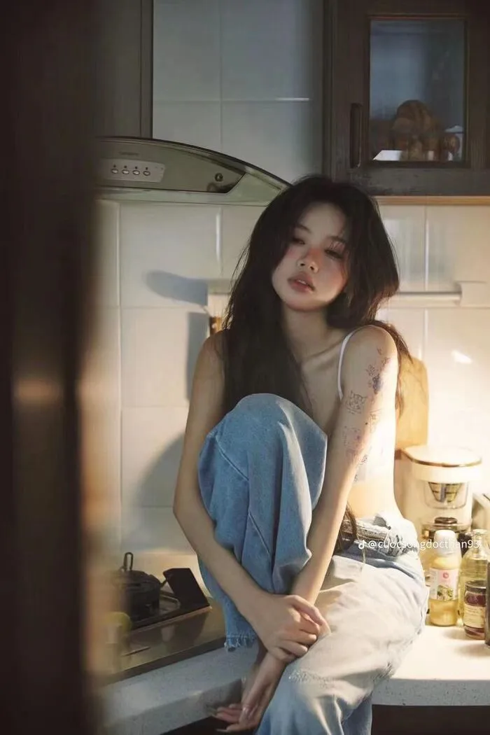 ảnh gái xinh buồn sad hờ hững