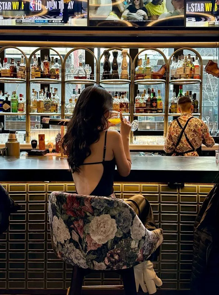 ảnh gái xinh đi bar đẹp quyến rũ hot ảnh gái xinh đi bar đẹp quyến rũ hot