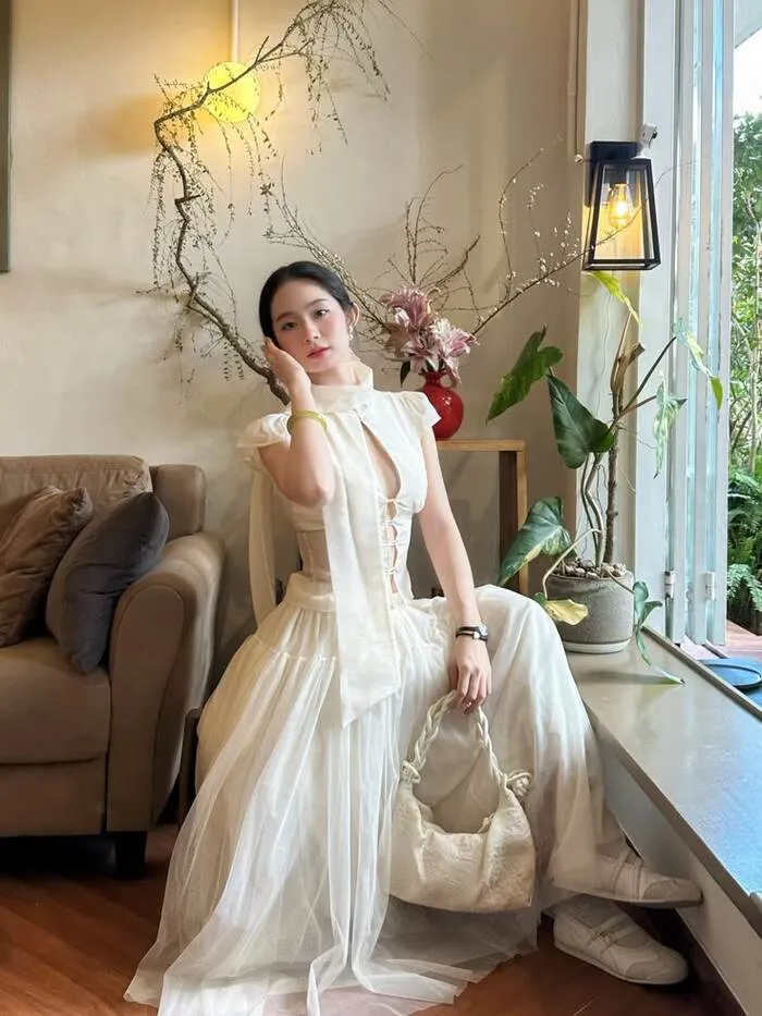 ảnh gái xinh mặc váy lưới phong cách cá tính ảnh gái xinh mặc váy lưới phong cách cá tính