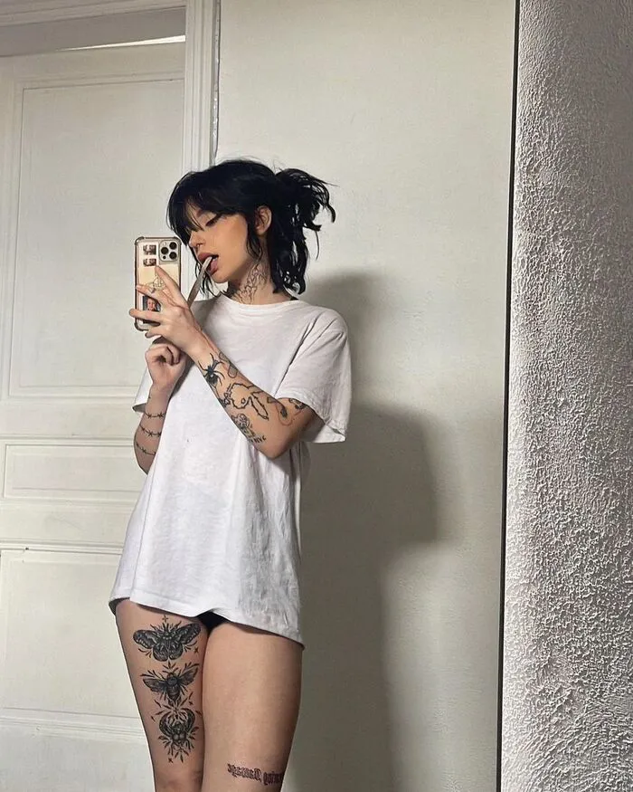ảnh gái xinh xăm mình đẹp ảnh gái xinh xăm mình đẹp