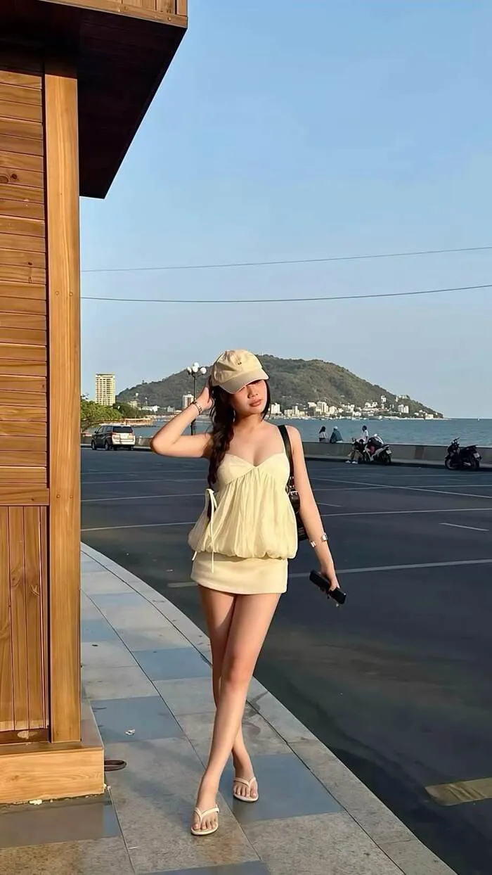 ảnh hot girl chân dài slay chất nhất
