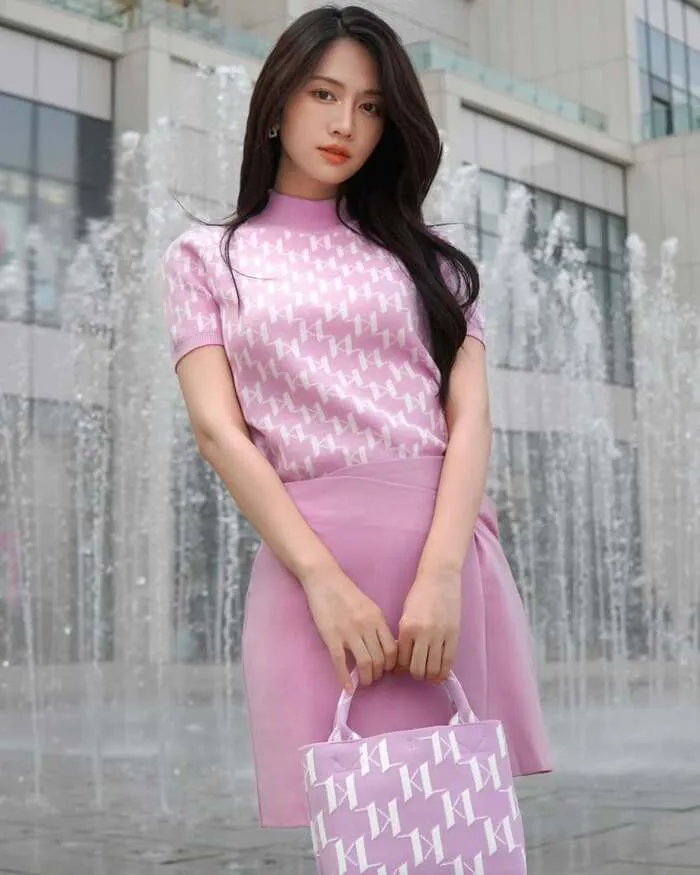 ảnh Lê Bống đẹp cuốn hút tự nhiên
