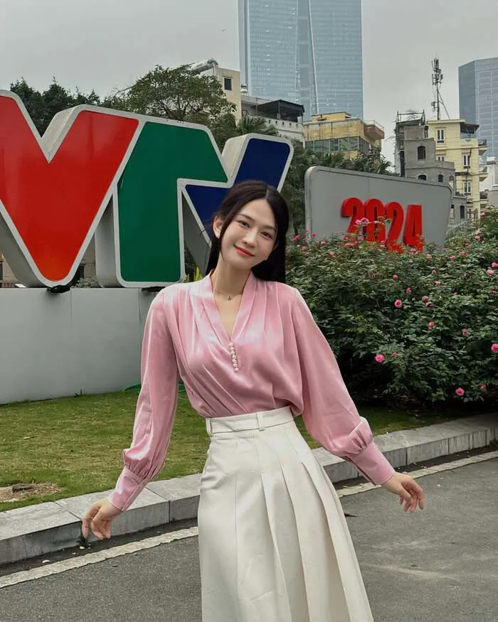 ảnh Lê Bống đẹp cuốn mắt