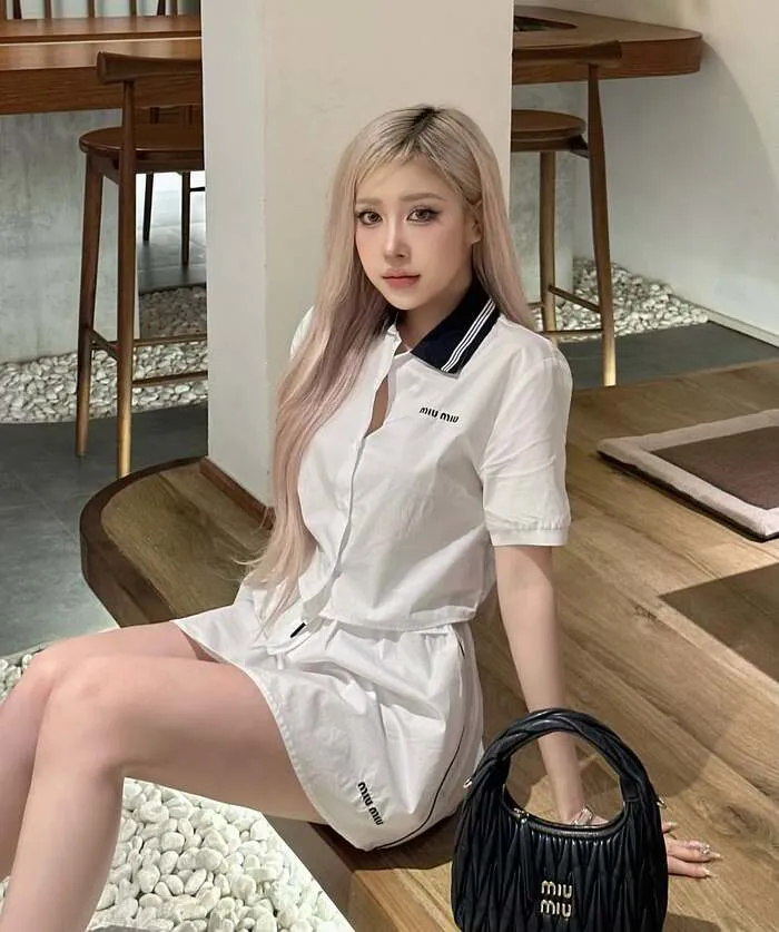 ảnh Lê Huyền Diệu đẹp duyên dáng