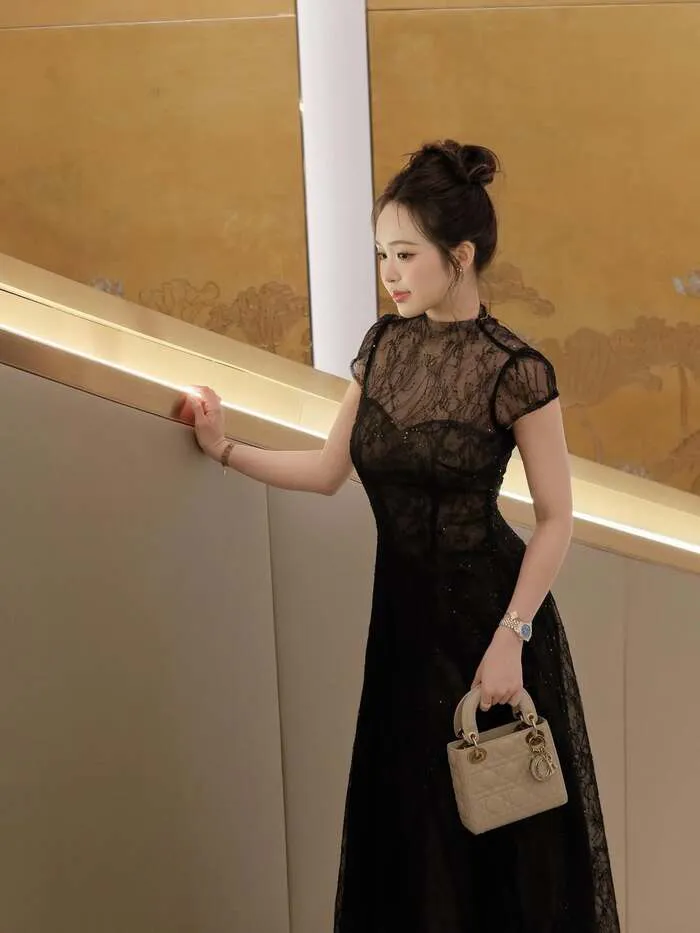 ảnh Lê Phương Anh đẹp ánh nhìn dịu ảnh Lê Phương Anh đẹp ánh nhìn dịu