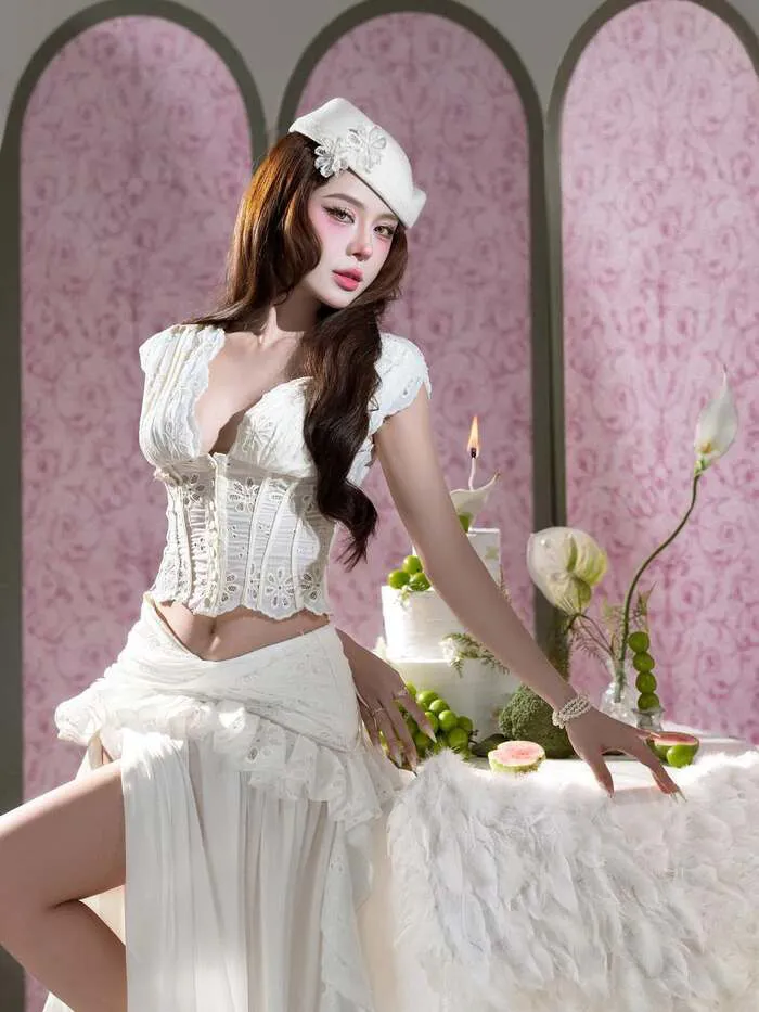 ảnh Võ Nữ Ngân Hà đẹp dịu dàng