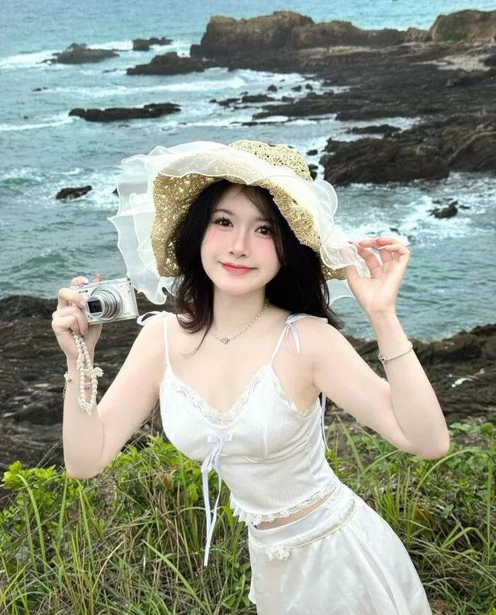 gái xinh 2k cực xinh