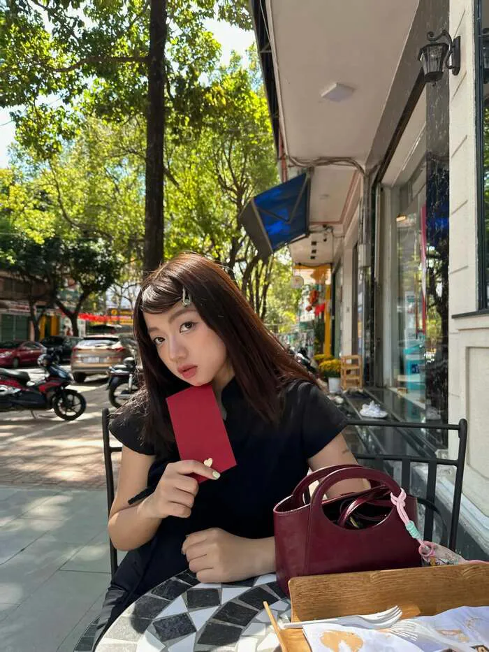 gái xinh 2k4 đáng yêu