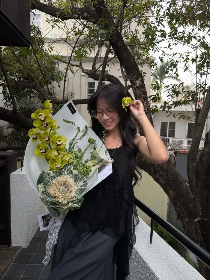 gái xinh 2k4 nhìn đáng yêu