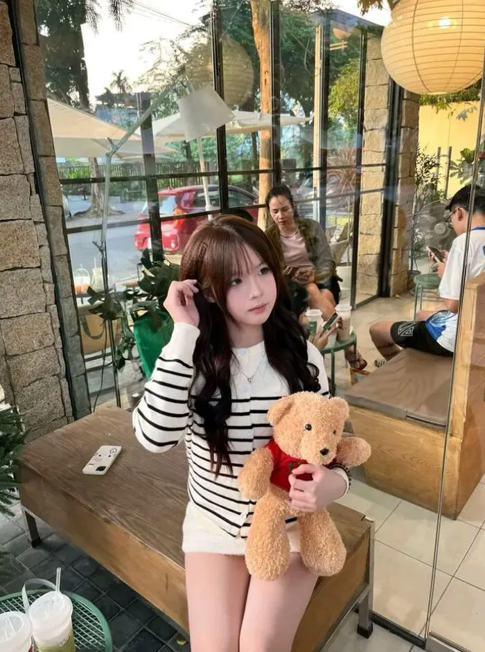 gái xinh 2k8 cực xinh