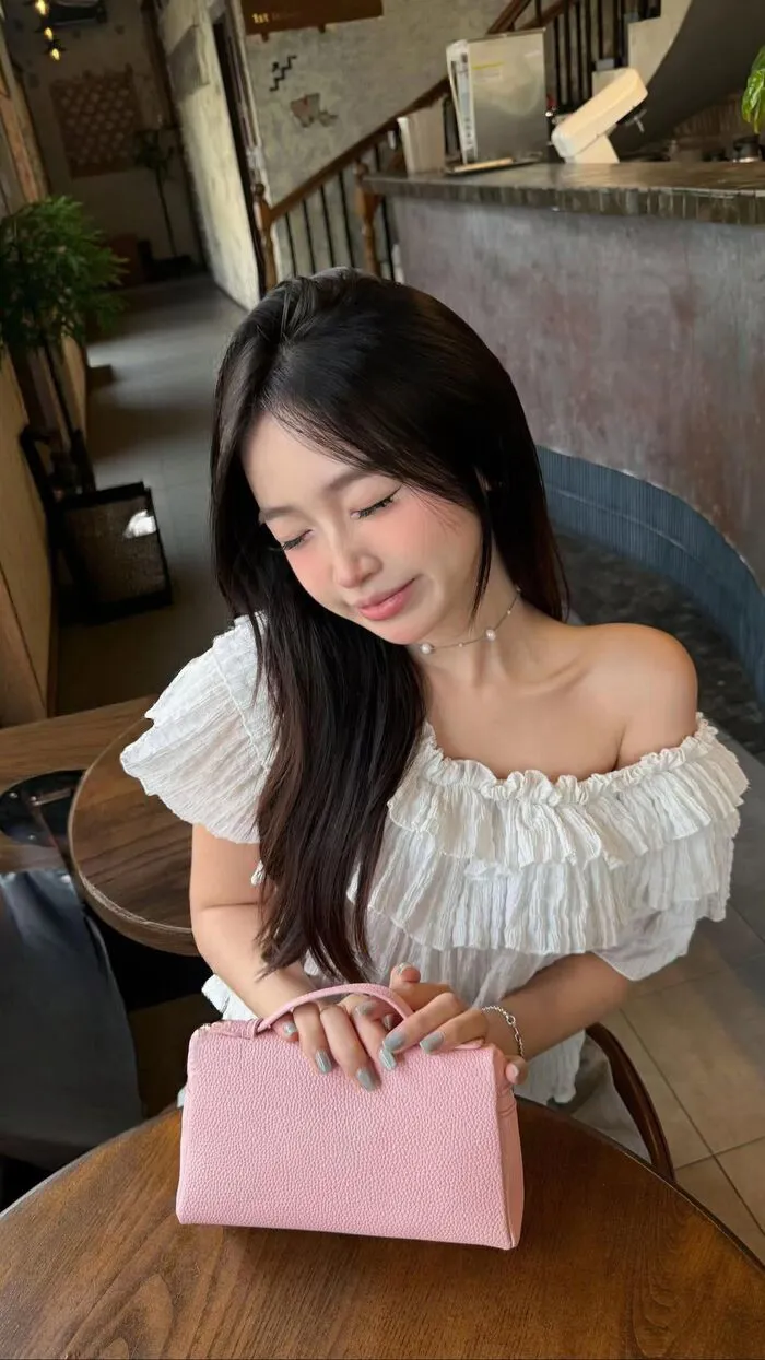 gái xinh 2k8 viral
