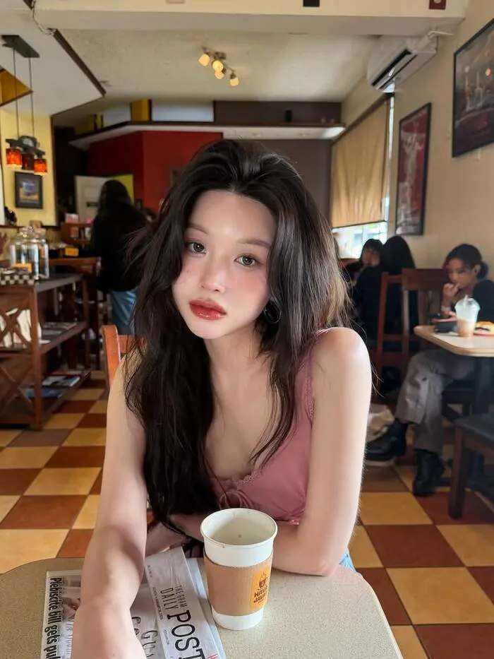 gái xinh 9x dễ thương