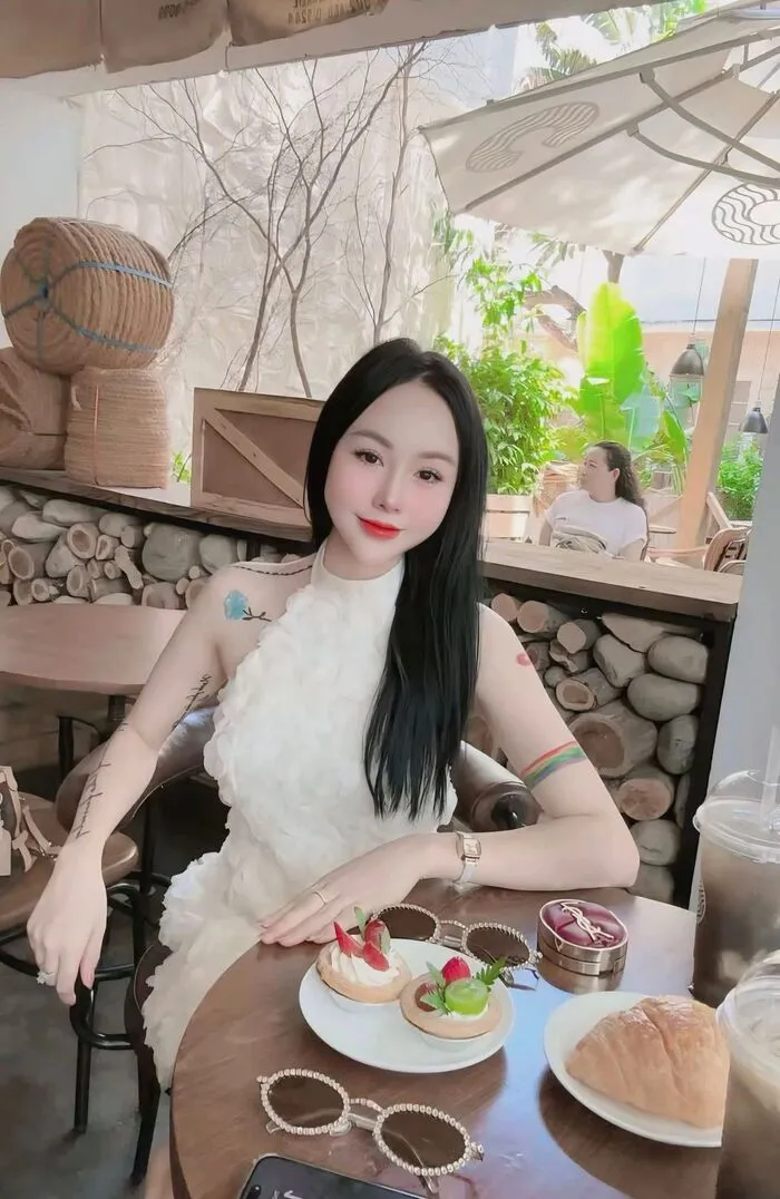 gái xinh 9x hot girl