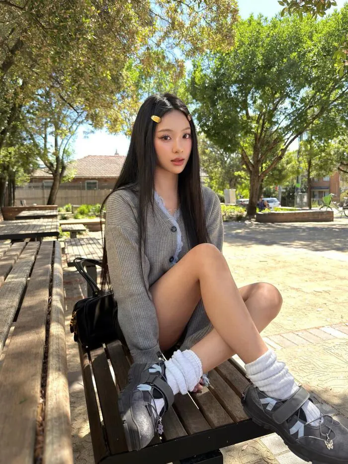 gái xinh 9x tóc dài