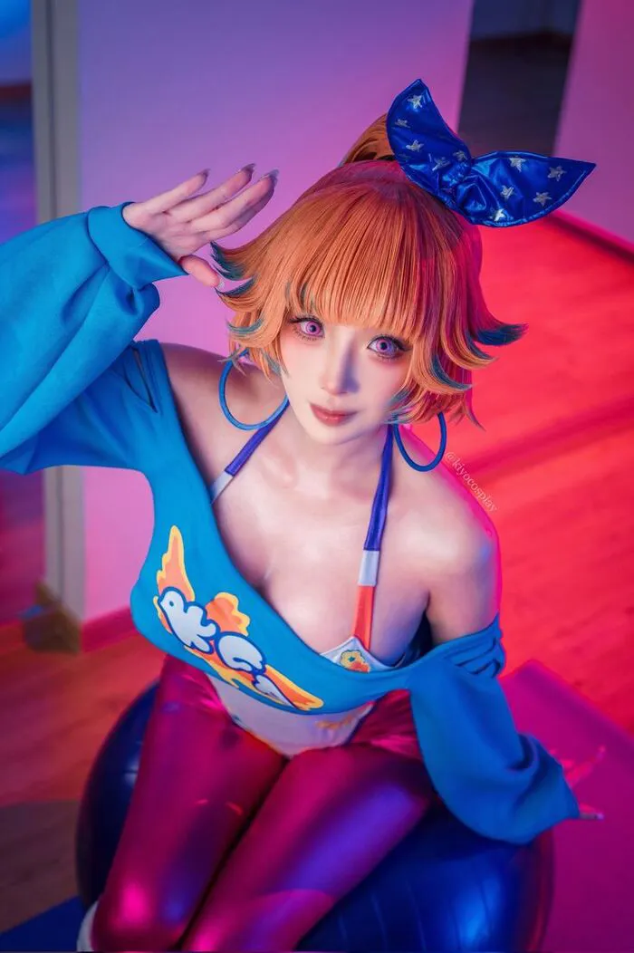 gái xinh cosplay tạo hình one piece