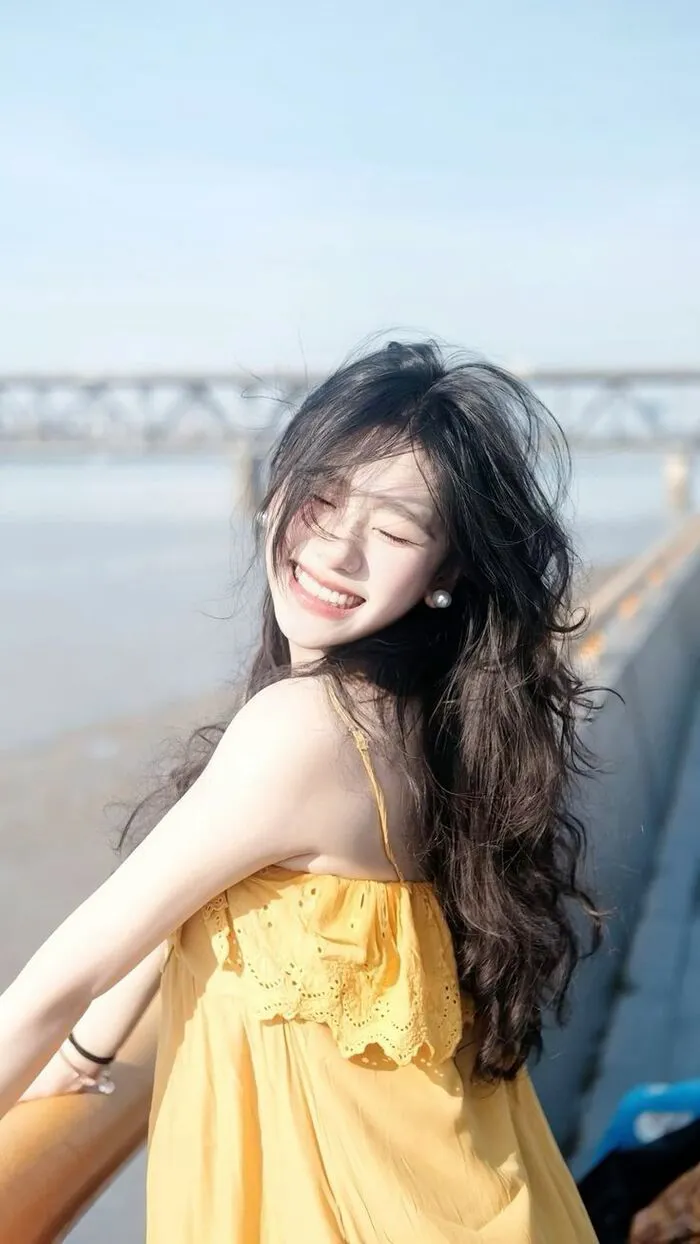 gái xinh cười như hot girl gái xinh cười như hot girl