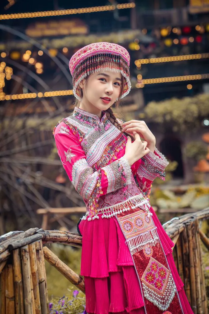 gái xinh dân tộc H'Mông Đỏ