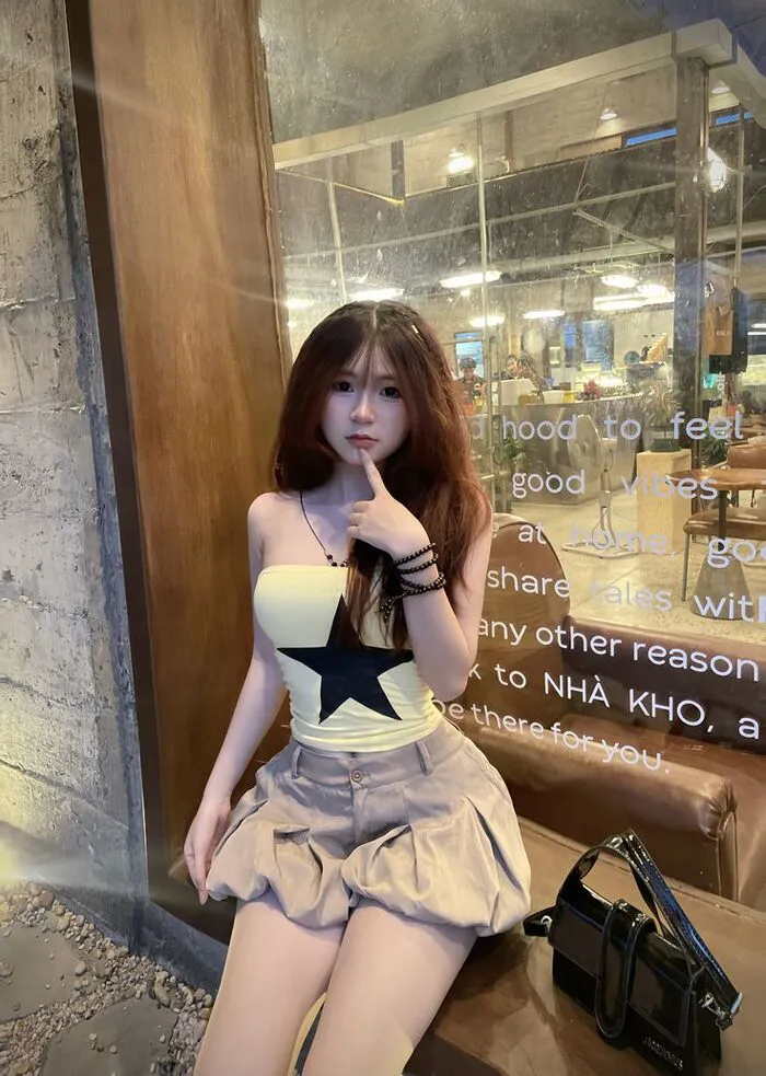 gái xinh hở hang style gợi cảm