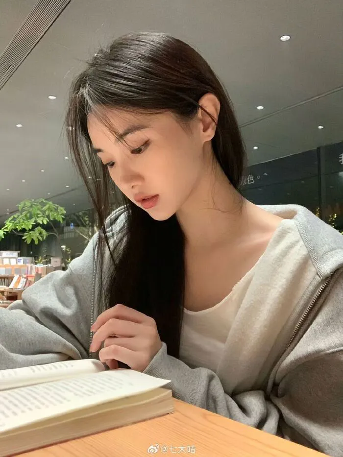 gái xinh học sinh phong cách trẻ trung gái xinh học sinh phong cách trẻ trung