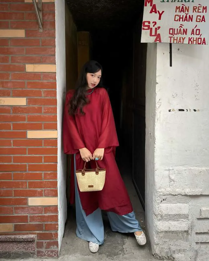 gái xinh mặc áo dài phong cách xinh xắn