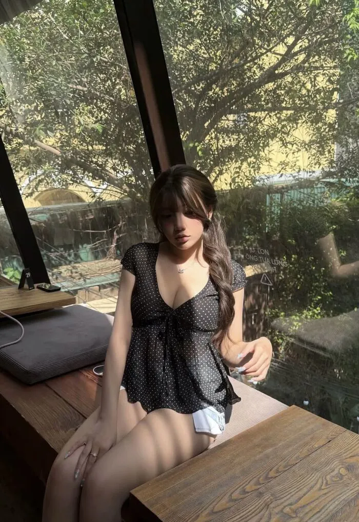 gái xinh mặc quần ngắn hot