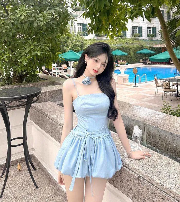 gái xinh mặc váy ngắn outfit cá tính