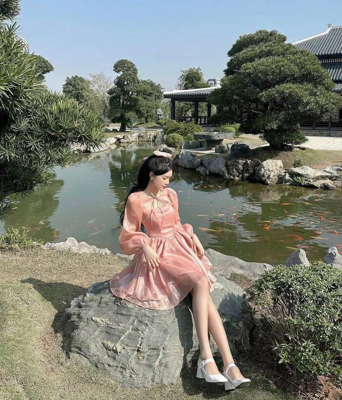 gái xinh mặc váy ngắn style nữ sinh