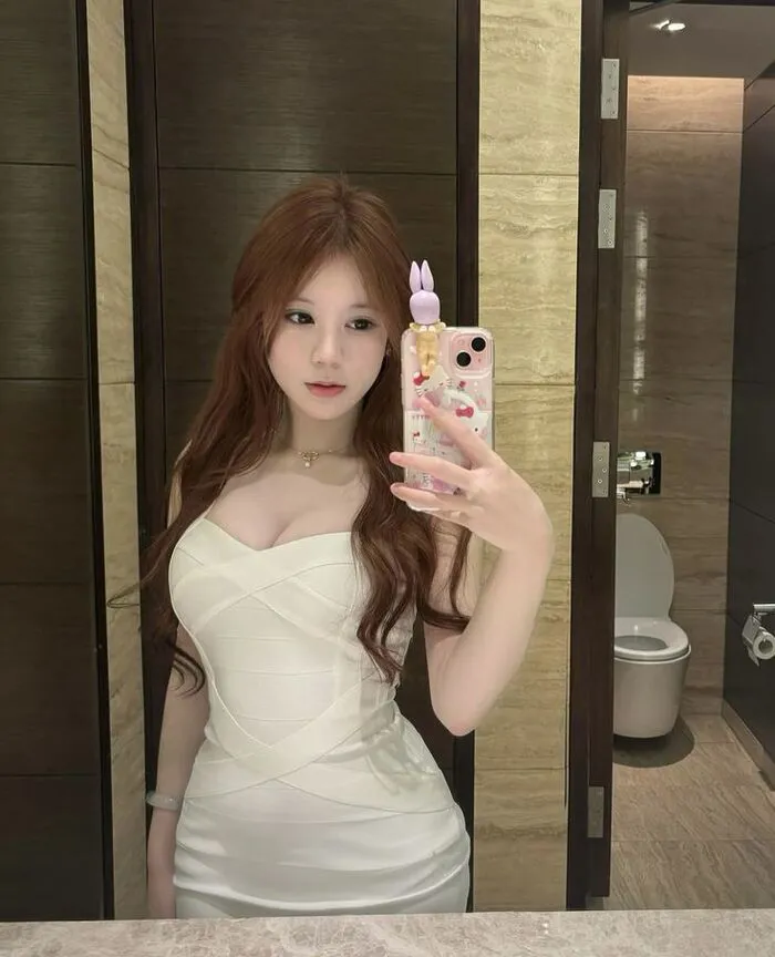 gái xinh mlem slay siêu