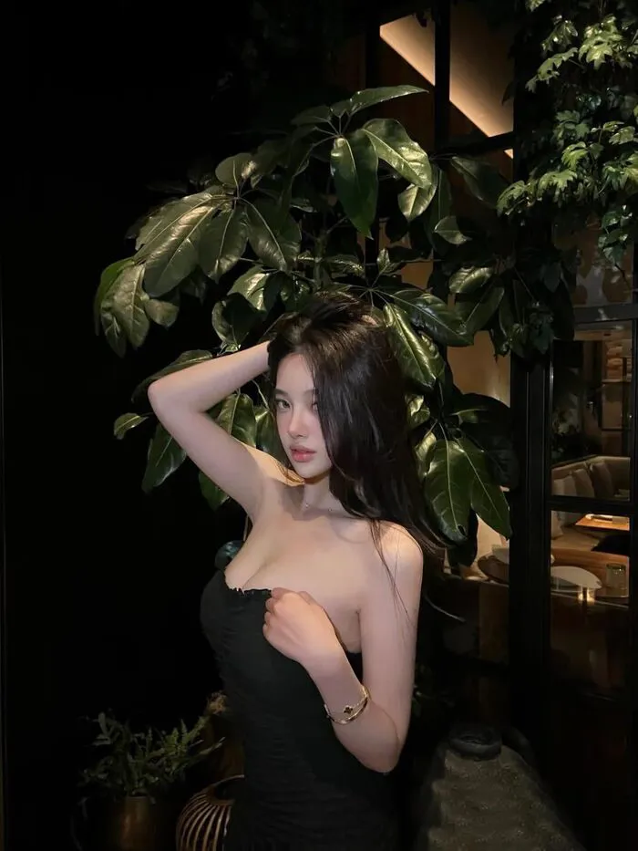 gái xinh mlem sociu