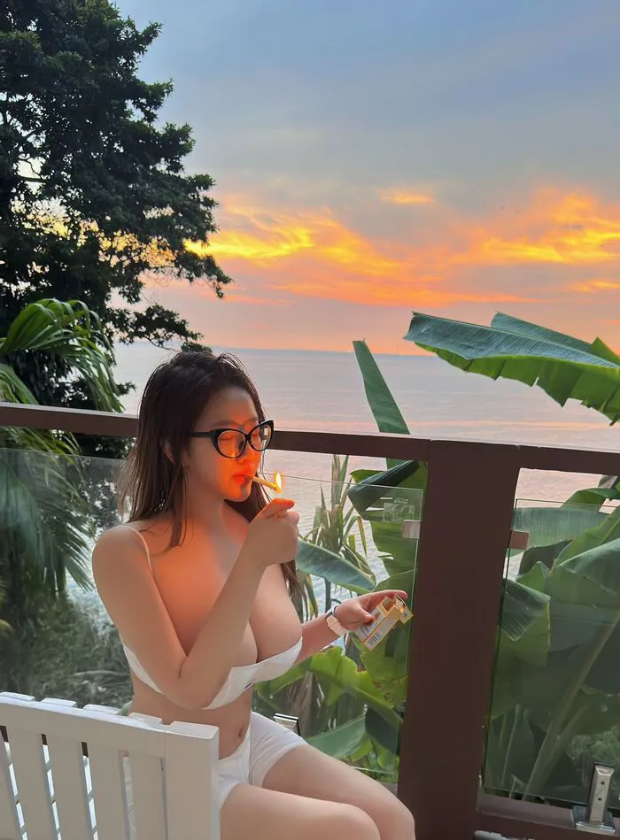 gái xinh nóng bỏng phong cách thời trang