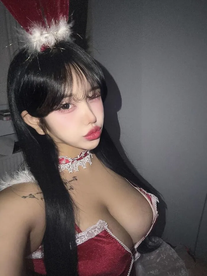 Gái xinh vú to cuốn hút từng khung hình