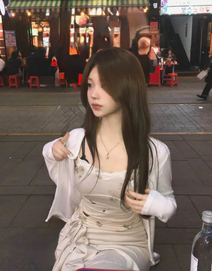 hình ảnh hotgirl tiktok đẹp full hd