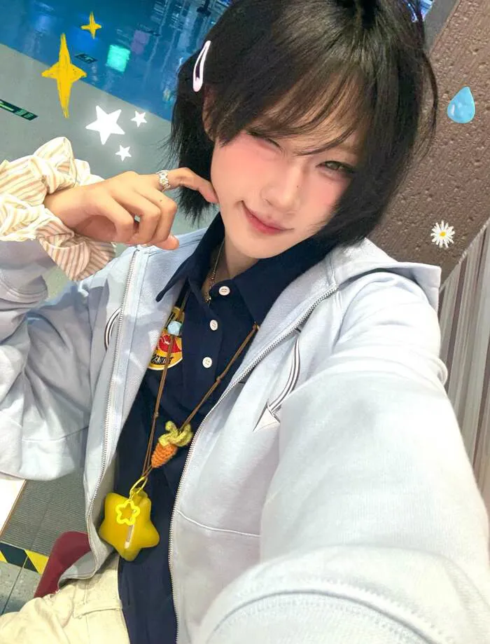 hình gái xinh 2k9 siêu cute