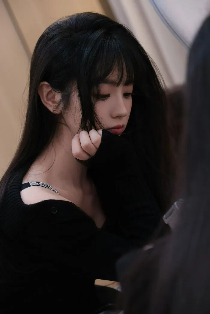 hình gái xinh buồn sad girl đẹp