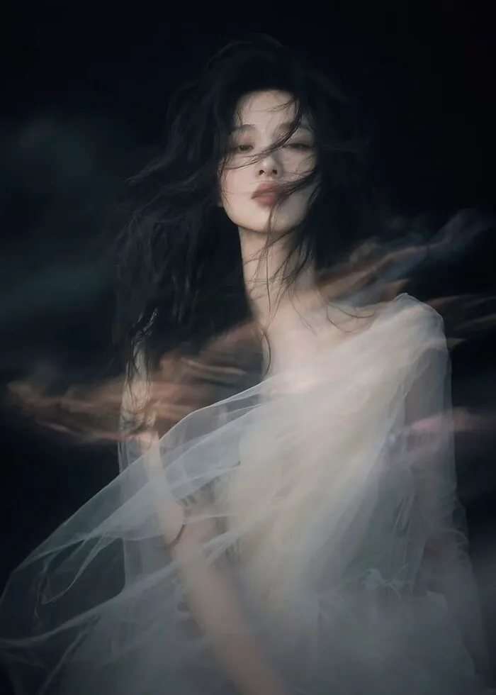 hình gái xinh buồn sad mờ