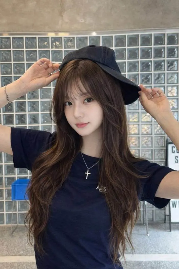 Hình gái xinh outfit đơn giản mà xinh