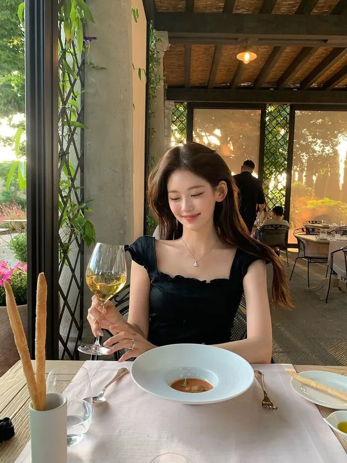 hình nền điện thoại gái xinh phong cách xinh xắn hình nền điện thoại gái xinh phong cách xinh xắn