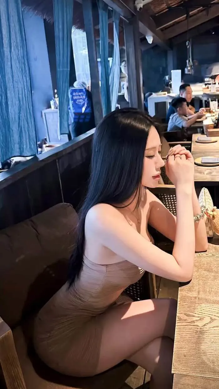 hình nền điện thoại gái xinh style năng động hình nền điện thoại gái xinh style năng động