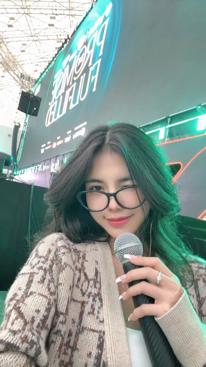 mai dora cute