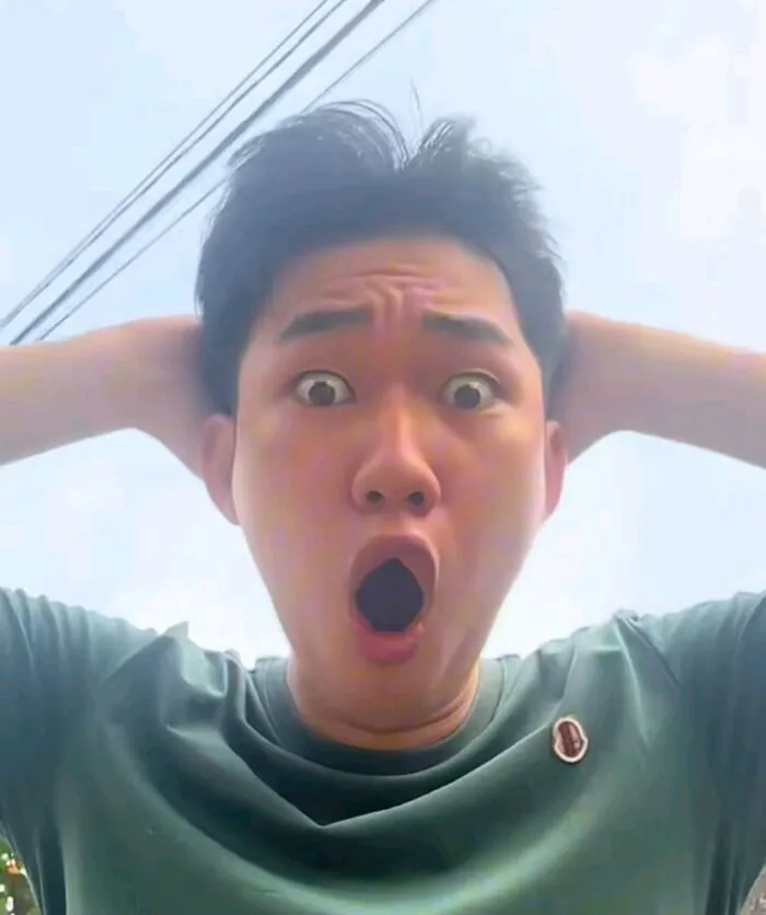 Meme bất ngờ khi phát hiện sự thật Meme bất ngờ khi phát hiện sự thật