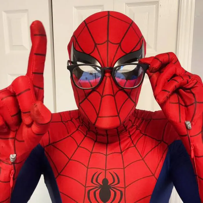 meme spiderman 1 ngón