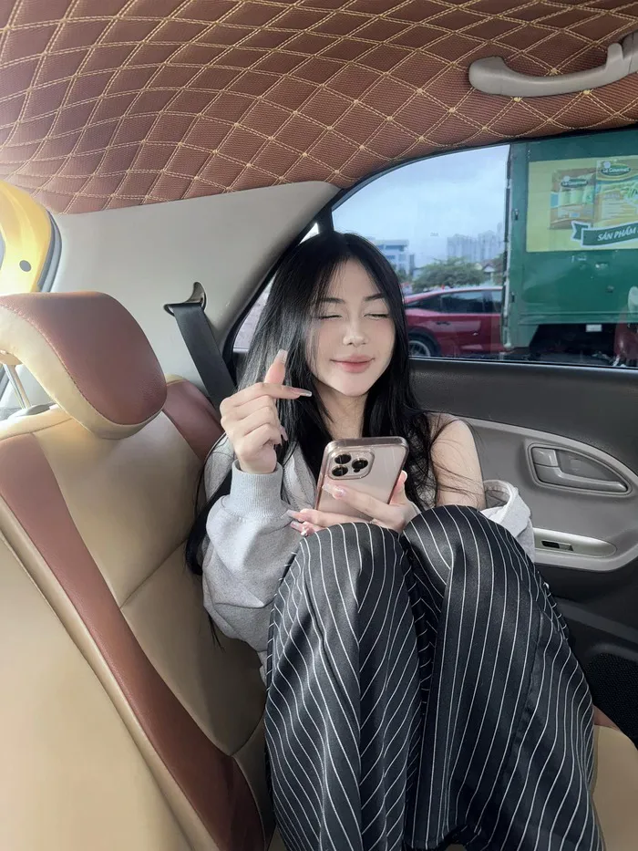 trần hà linh cute